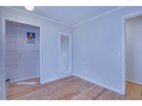 7920 Ranchview Drive Nw, Calgary, AB - Indoor Photo Showing Other Room