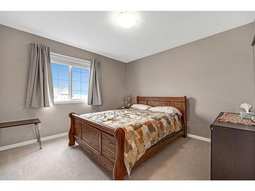 217 Cranarch Close Se, Calgary, AB - Indoor Photo Showing Bedroom