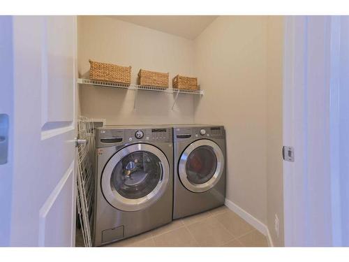 137 Kincora Glen Rise Nw, Calgary, AB - Indoor Photo Showing Laundry Room