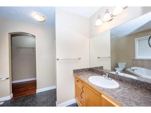 219 Panamount Circle Nw, Calgary, AB - Indoor Photo Showing Bathroom