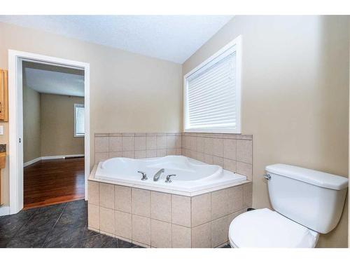 219 Panamount Circle Nw, Calgary, AB - Indoor Photo Showing Bathroom