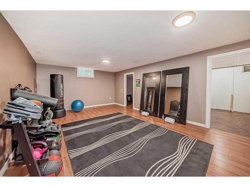 203 Parkvalley Drive Se, Calgary, AB - Indoor