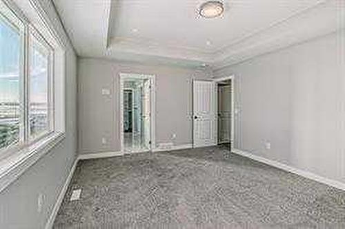 1409 Price Close, Carstairs, AB - Indoor Photo Showing Other Room