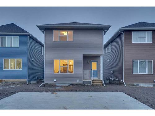1125 Bayview Gardens Sw, Airdrie, AB - Outdoor