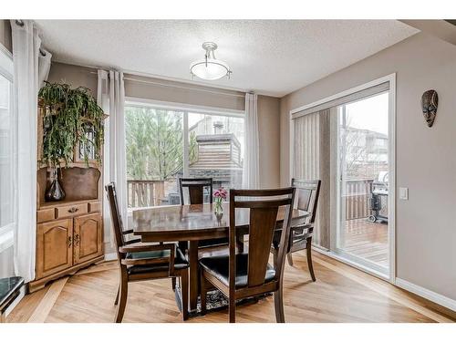 687 Tuscany Drive Nw, Calgary, AB - Indoor Photo Showing Dining Room