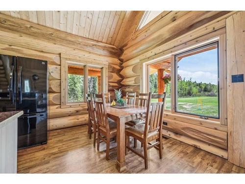 391043 Range Road 5-0, Rural Clearwater County, AB - Indoor Photo Showing Dining Room