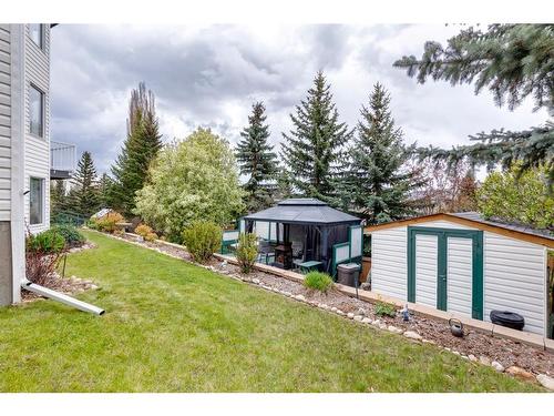 424 Schubert Place Nw, Calgary, AB - Outdoor