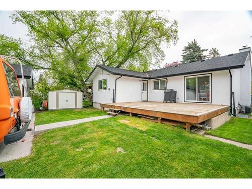 7127 20 Street Se, Calgary, AB - Outdoor With Deck Patio Veranda With Exterior