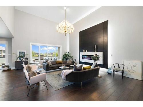 30 Dunes Drive, Desert Blume, AB - Indoor Photo Showing Living Room