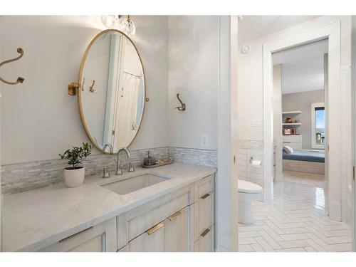 30 Dunes Drive, Desert Blume, AB - Indoor Photo Showing Bathroom