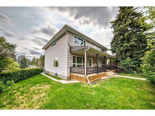 1031 & 1031A 39 Avenue Nw, Calgary, AB - Outdoor With Deck Patio Veranda