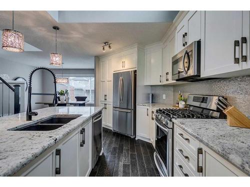 258 Auburn Crest Green Se, Calgary, AB - Indoor Photo Showing Kitchen With Double Sink With Upgraded Kitchen