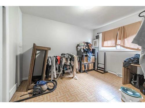 2816 18 Street Sw, Calgary, AB - Indoor Photo Showing Other Room