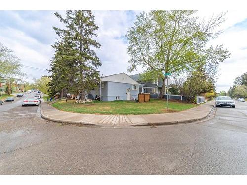 2816 18 Street Sw, Calgary, AB - Outdoor