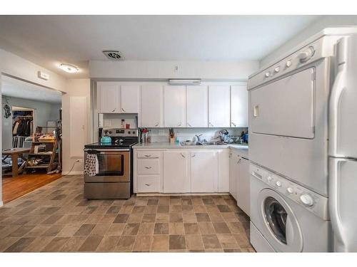 2816 18 Street Sw, Calgary, AB - Indoor Photo Showing Laundry Room