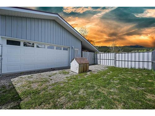 1405 61 Street, Coleman, AB - Outdoor