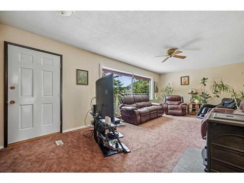 1405 61 Street, Coleman, AB - Indoor