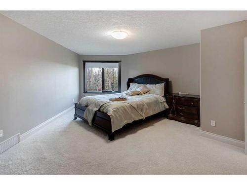 84 Gray Way, Rural Rocky View County, AB - Indoor Photo Showing Bedroom