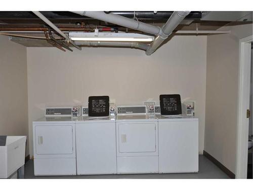 3412-3000 Millrise Point Sw, Calgary, AB - Indoor Photo Showing Laundry Room