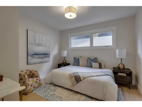 223 Parkwood Close Se, Calgary, AB - Indoor Photo Showing Bedroom