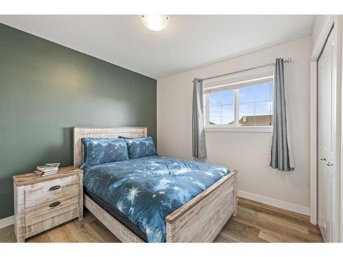 410 Ranch Ridge Meadow, Strathmore, AB - Indoor Photo Showing Bedroom