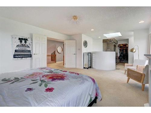 29 Lakeside Greens Close, Chestermere, AB - Indoor Photo Showing Bedroom