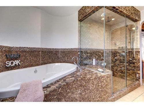 29 Lakeside Greens Close, Chestermere, AB - Indoor Photo Showing Bathroom