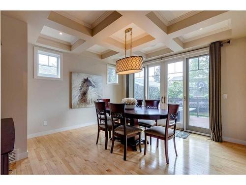 34 Westwood Drive Sw, Calgary, AB - Indoor Photo Showing Dining Room