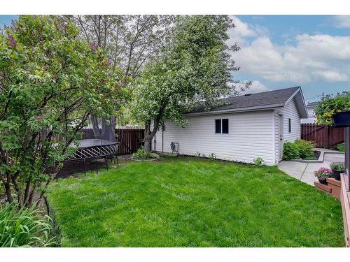 34 Westwood Drive Sw, Calgary, AB - Outdoor