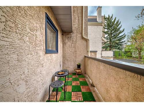 2301 14 Street Sw, Calgary, AB - Indoor Photo Showing Kitchen With Double Sink