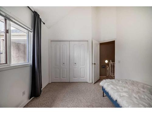 2301 14 Street Sw, Calgary, AB - Indoor Photo Showing Other Room