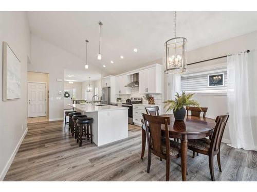 78 Bayview Circle Sw, Airdrie, AB - Indoor Photo Showing Dining Room