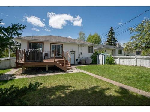 2216 Victoria Crescent Nw, Calgary, AB - Outdoor With Deck Patio Veranda