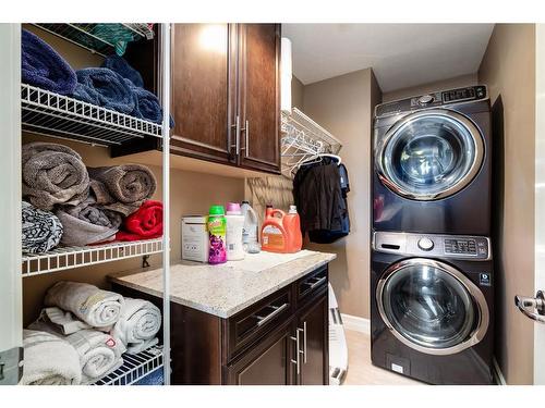 309 Ranch Close, Strathmore, AB - Indoor Photo Showing Laundry Room