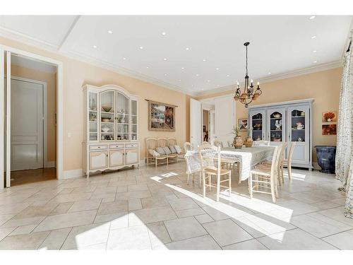 19 Pump Hill Close Sw, Calgary, AB - Indoor Photo Showing Dining Room