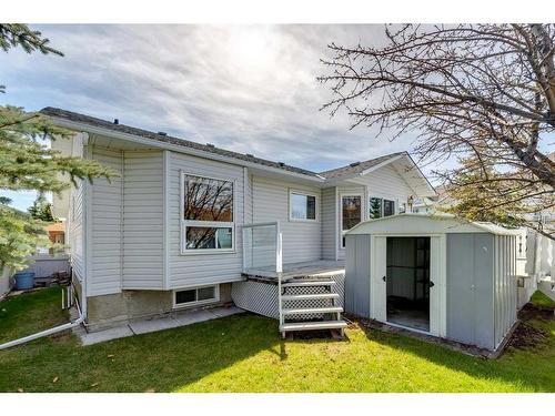 273 Woodside Road Nw, Airdrie, AB - Outdoor