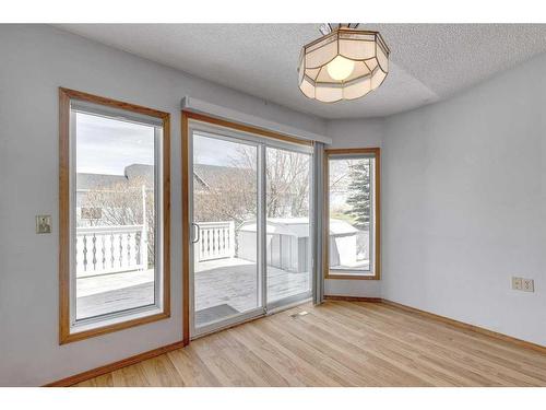 273 Woodside Road Nw, Airdrie, AB - Indoor Photo Showing Other Room