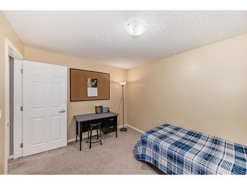 62 Taracove Road Ne, Calgary, AB - Indoor Photo Showing Bedroom