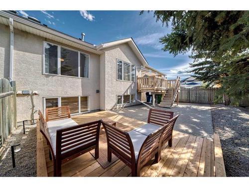 1537 Strathcona Drive Sw, Calgary, AB - Outdoor With Exterior