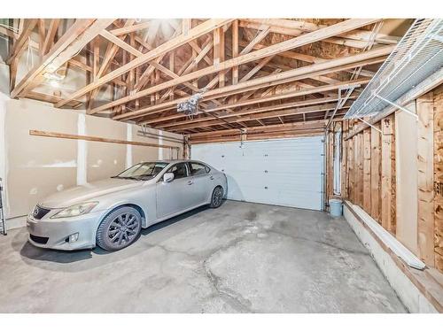 1537 Strathcona Drive Sw, Calgary, AB - Indoor Photo Showing Garage
