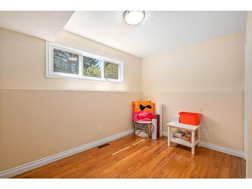 56 Brookpark Place Sw, Calgary, AB - Indoor Photo Showing Other Room