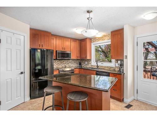 56 Brookpark Place Sw, Calgary, AB - Indoor Photo Showing Kitchen