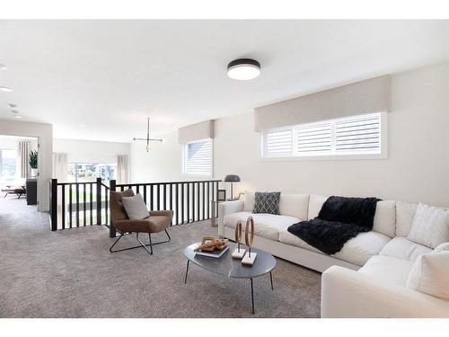 7 Midgrove Drive Sw, Airdrie, AB - Indoor Photo Showing Living Room