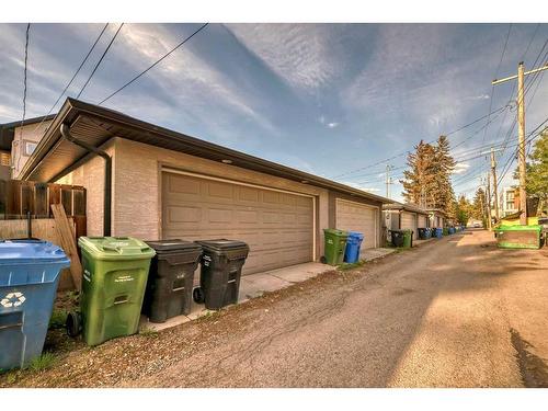 2743 16 Avenue Sw, Calgary, AB - Outdoor With Exterior