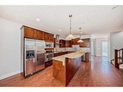 2743 16 Avenue Sw, Calgary, AB - Indoor Photo Showing Kitchen With Stainless Steel Kitchen