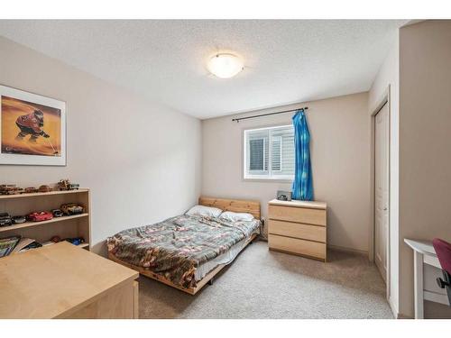 40 Chapalina Common Se, Calgary, AB - Indoor Photo Showing Bedroom