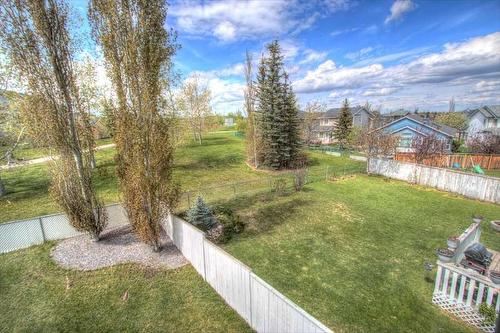 418 Bridlewood Place Sw, Calgary, AB - Outdoor