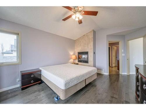 128 Tuscany Ravine Terrace Nw, Calgary, AB - Indoor Photo Showing Bedroom