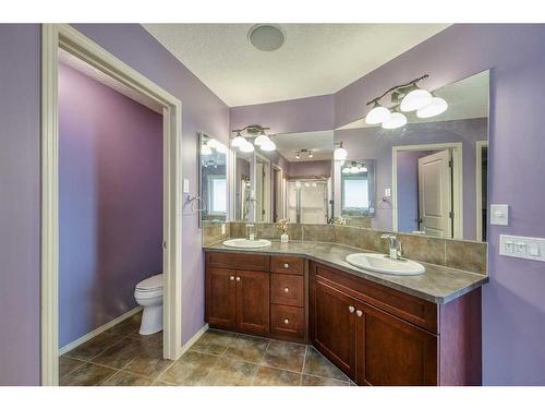 128 Tuscany Ravine Terrace Nw, Calgary, AB - Indoor Photo Showing Bathroom