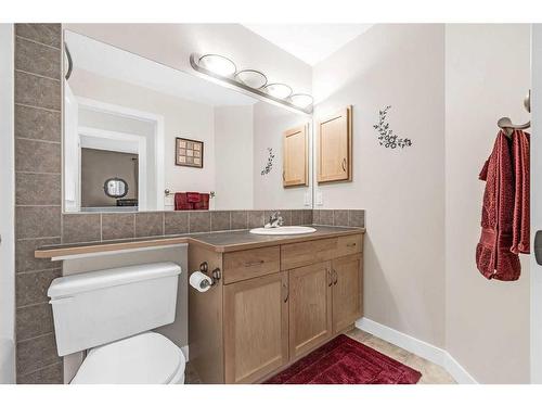 87 Bridlecrest Street Sw, Calgary, AB - Indoor Photo Showing Bathroom